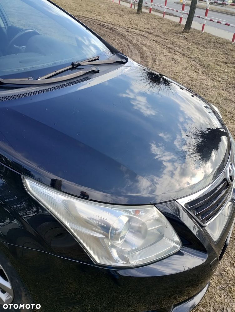 Toyota Avensis 2.0 D-4D - 8