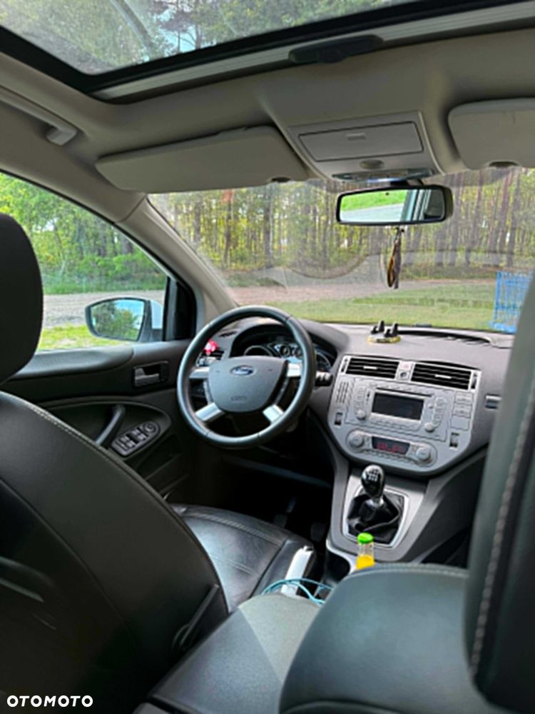 Ford Kuga - 3