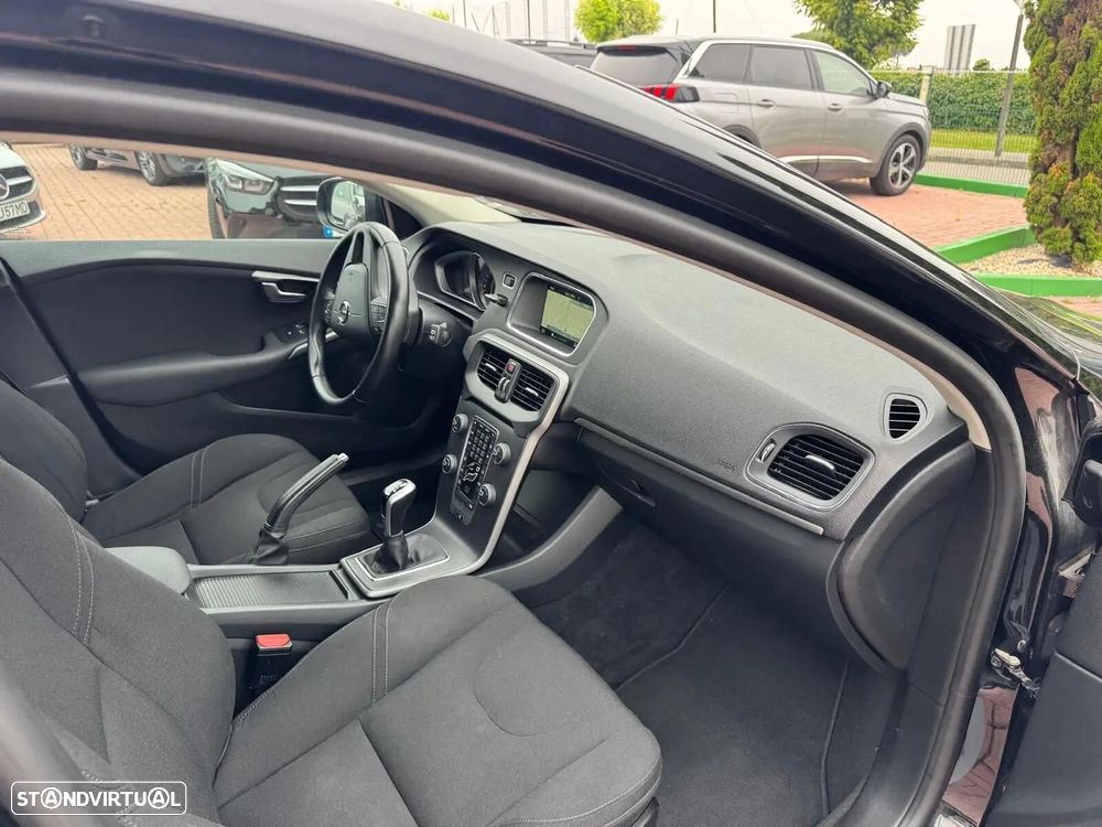 Volvo V40 2.0 D2 Kinetic - 17