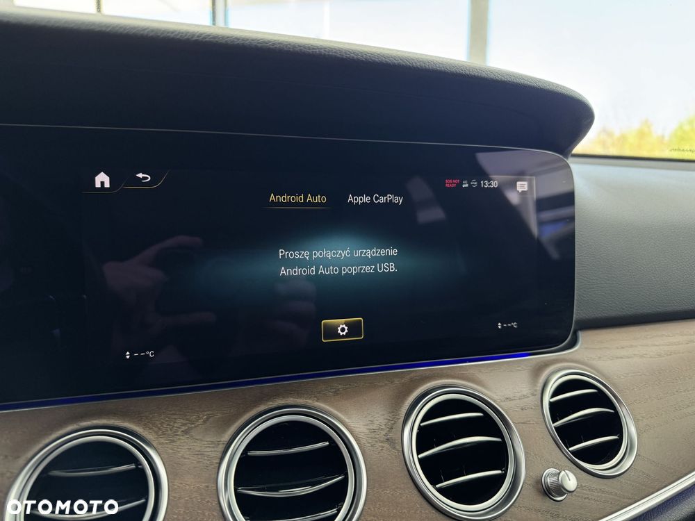 Mercedes-Benz Klasa E 220 d 4-Matic Avantgarde - 33