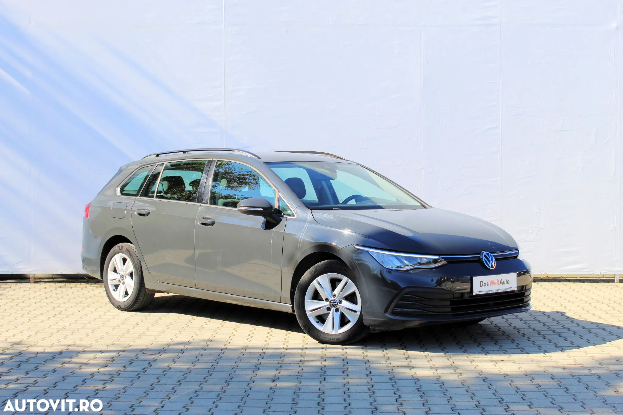 Volkswagen Golf - 6