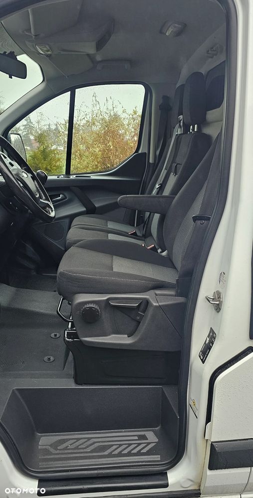 Ford Transit Custom - 28