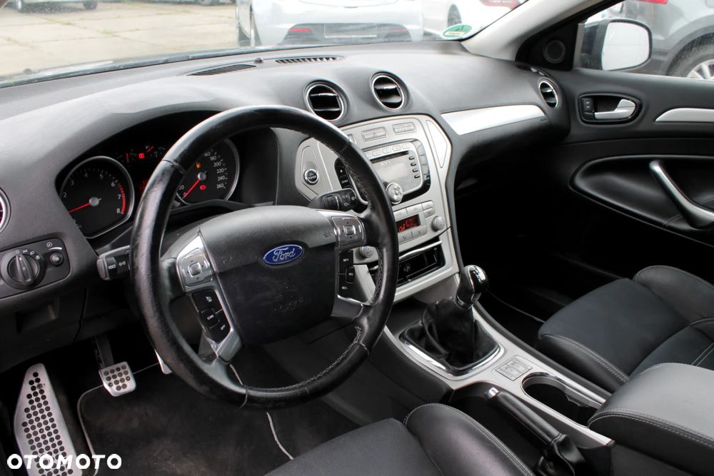 Ford Mondeo 2.0 Sport - 23