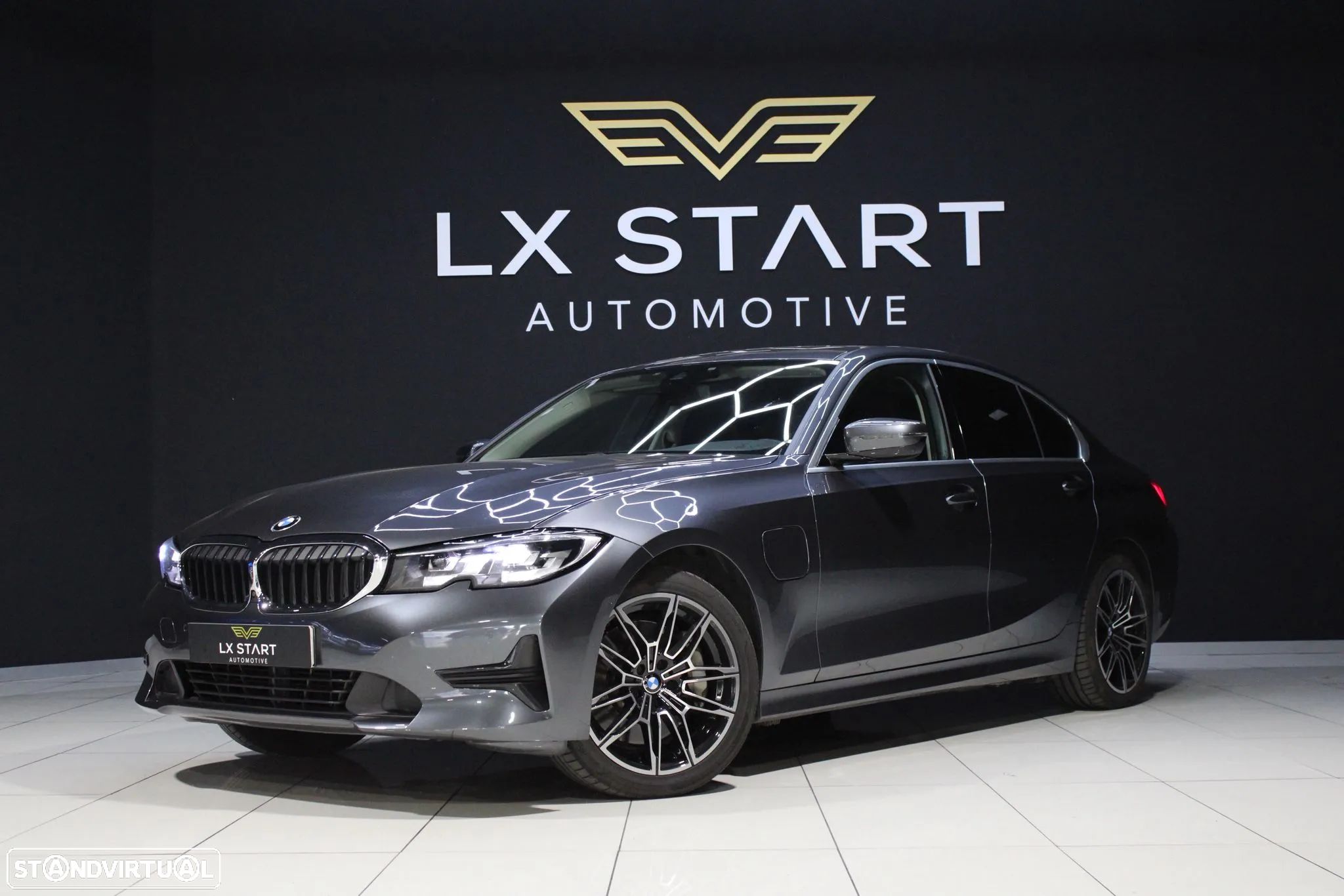 BMW 330 e Line Luxury Auto - 1