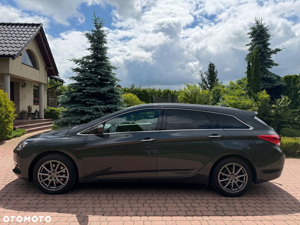 Hyundai i40 Kombi 1.7 CRDi Premium - 2