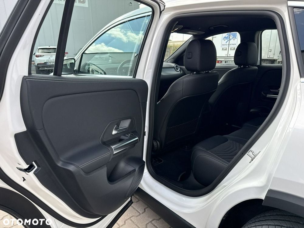 Mercedes-Benz EQA 250+ 70.5kWh Progressive - 14