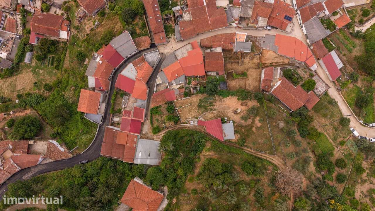 Moradia  T4 nas Carvalhosas – A 5 Minutos do Centro de Coimbra - Grande imagem: 3/43