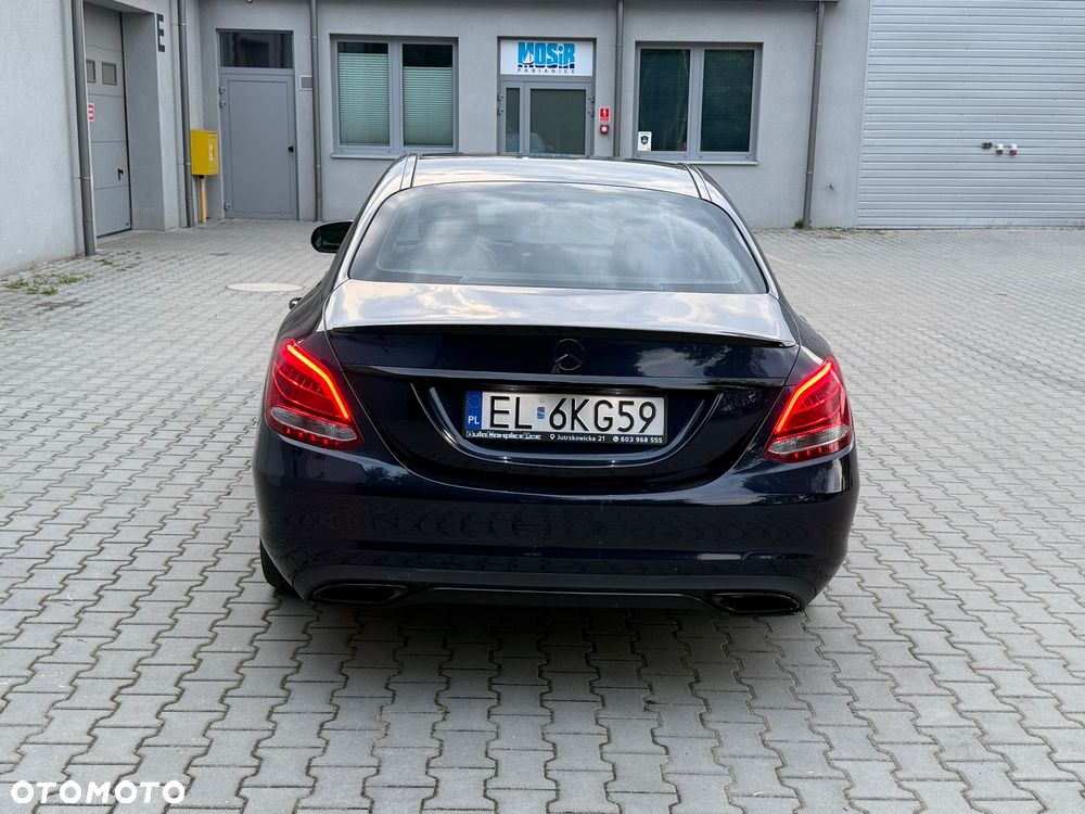 Mercedes-Benz Klasa C 300 7G-TRONIC - 13