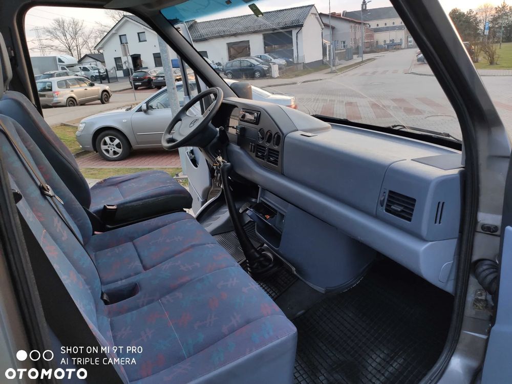 Mercedes-Benz SPRINTER 312D - 14