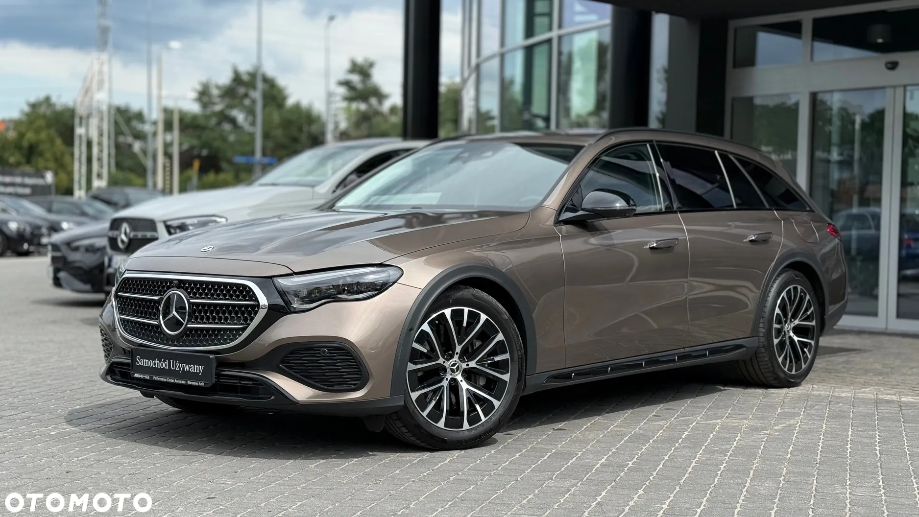 Mercedes-Benz Klasa E 300 de PHEV 4-Matic All-Terrain Avantgarde 9G-Tronic - 2