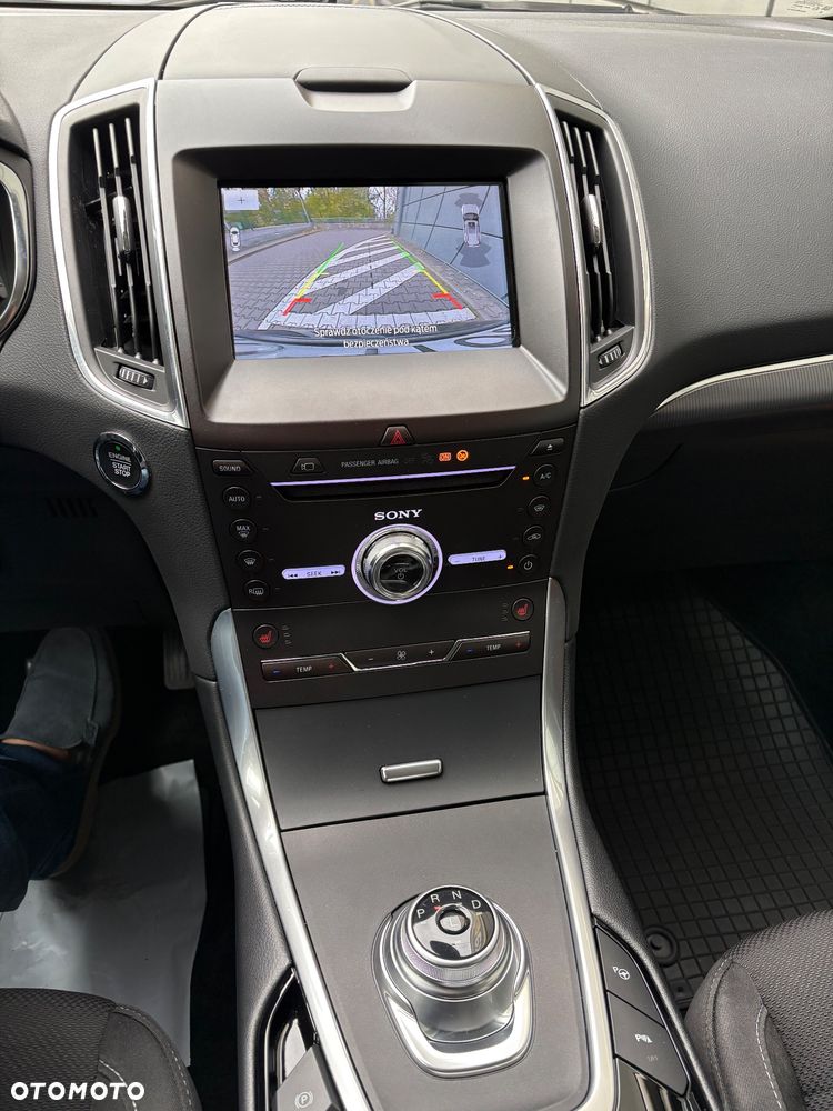 Ford S-Max - 18