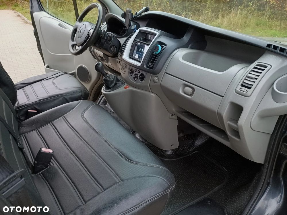 Renault Trafic - 17