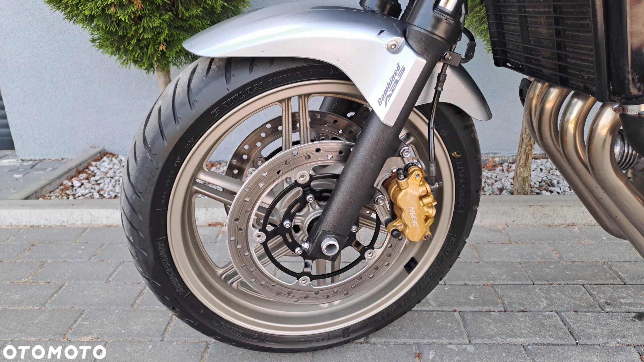 Honda CBF - 27