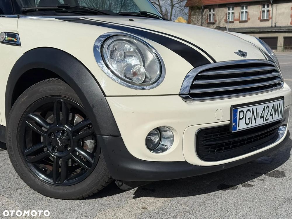 MINI ONE Brick Lane - 4