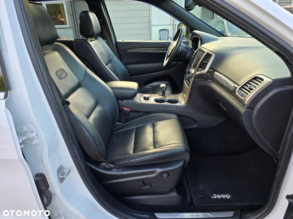 Jeep Grand Cherokee 5.7 V8 HEMI Summit - 35