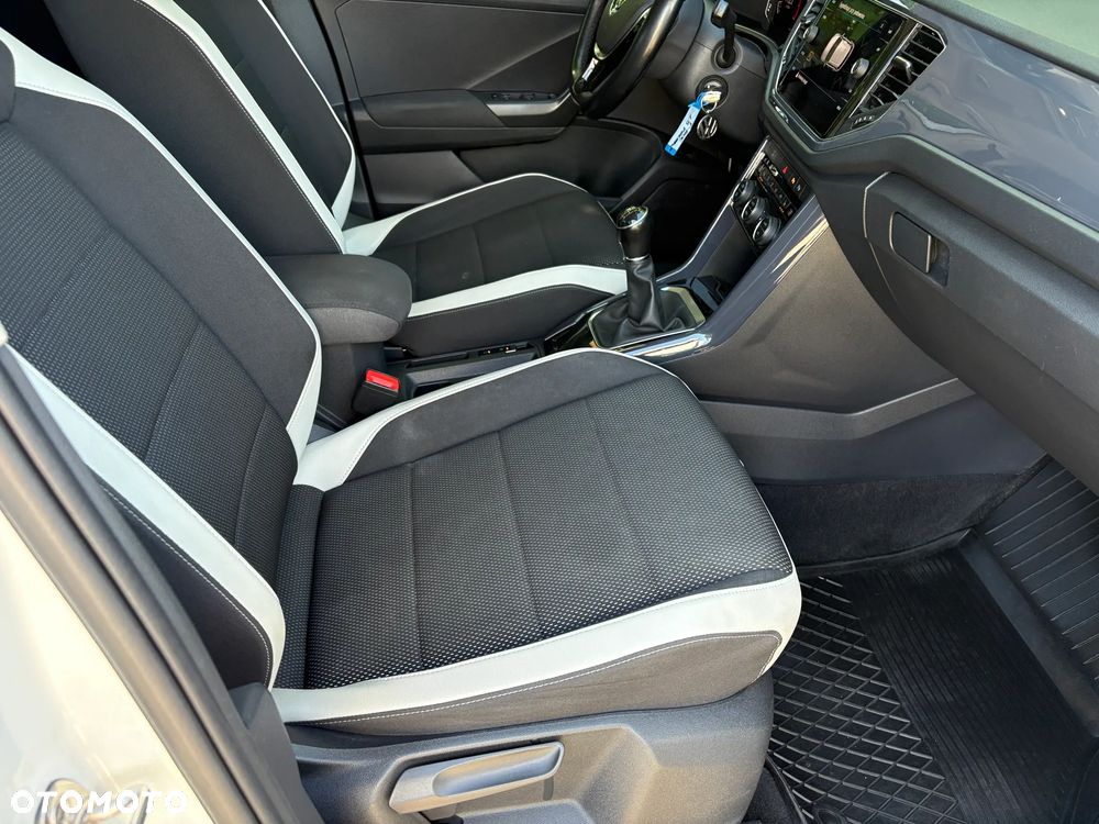 Volkswagen T-Roc 1.5 TSI ACT Premium - 20