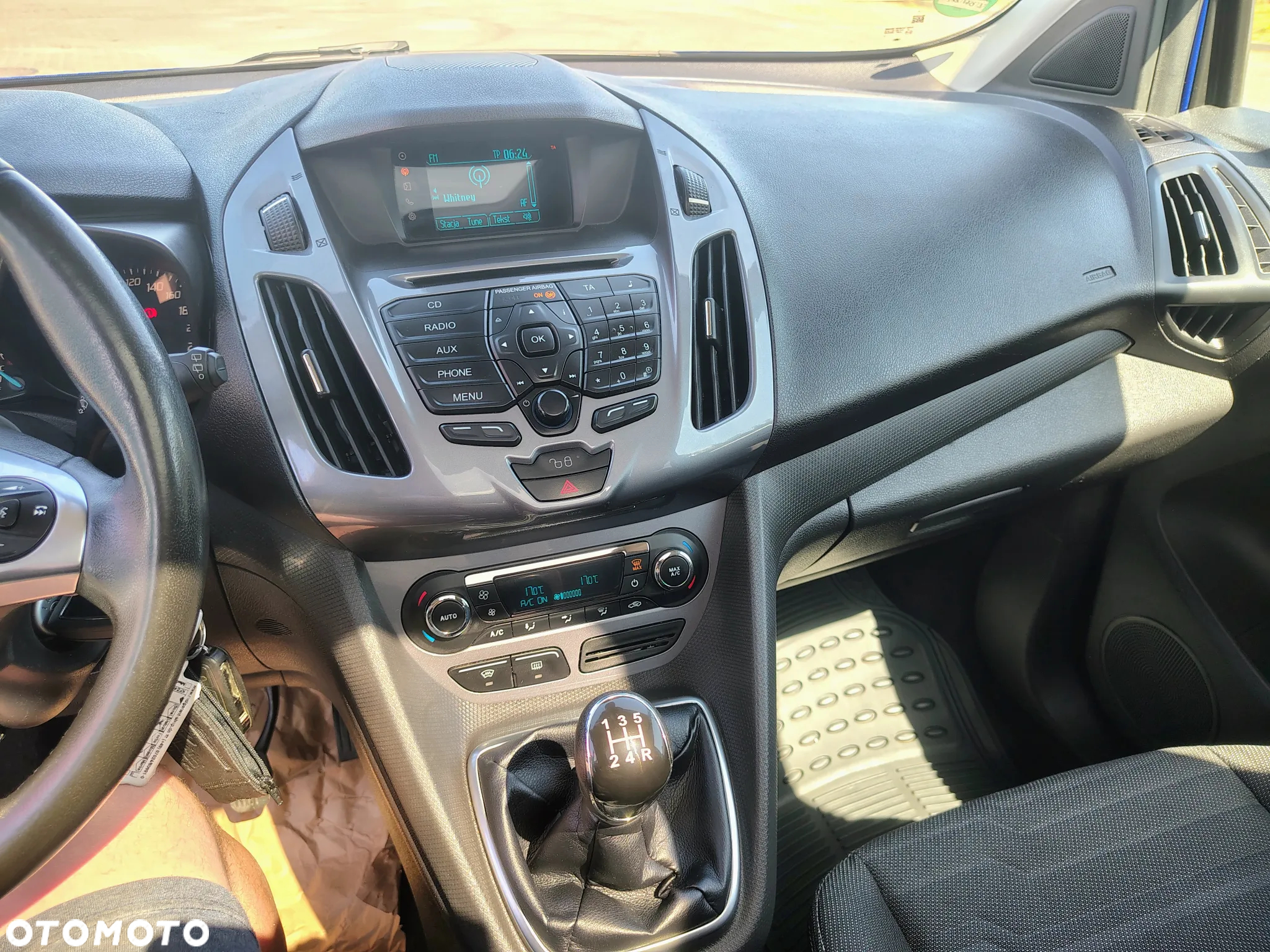 Ford Tourneo Connect Grand - 13