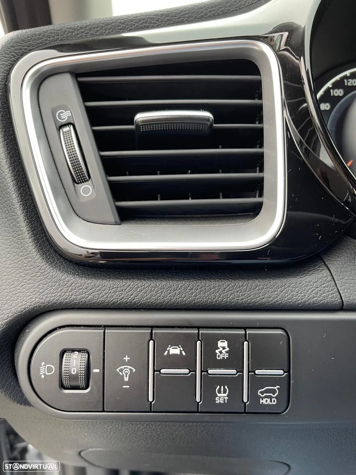 Kia XCeed 1.0 T-GDI Tech - 10