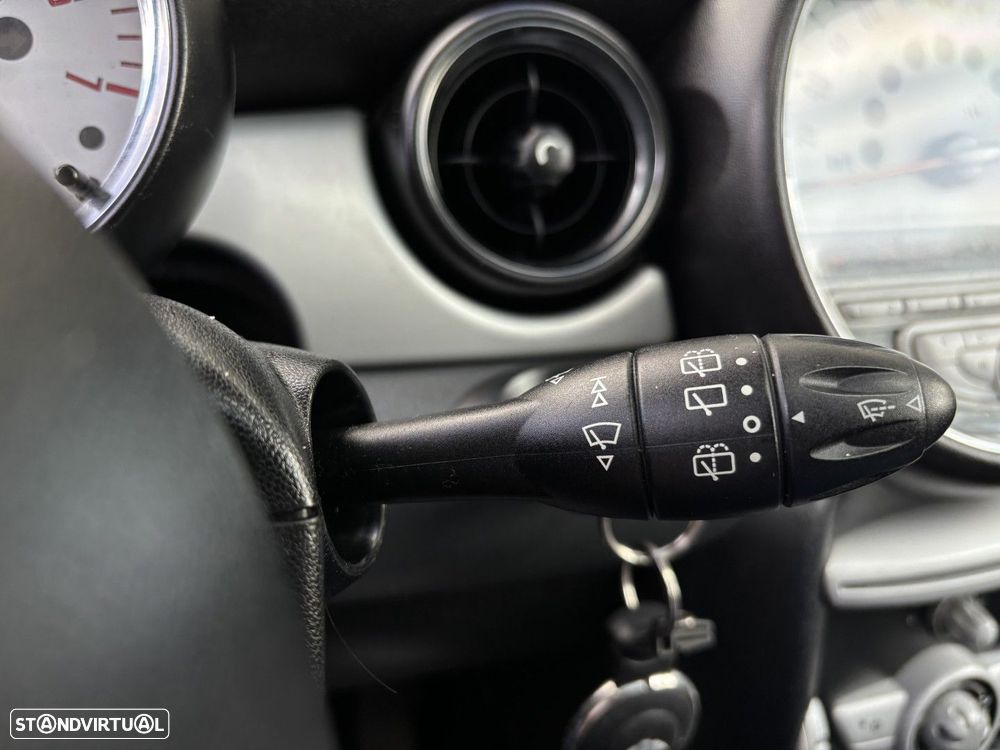 MINI Clubman Cooper D - 17