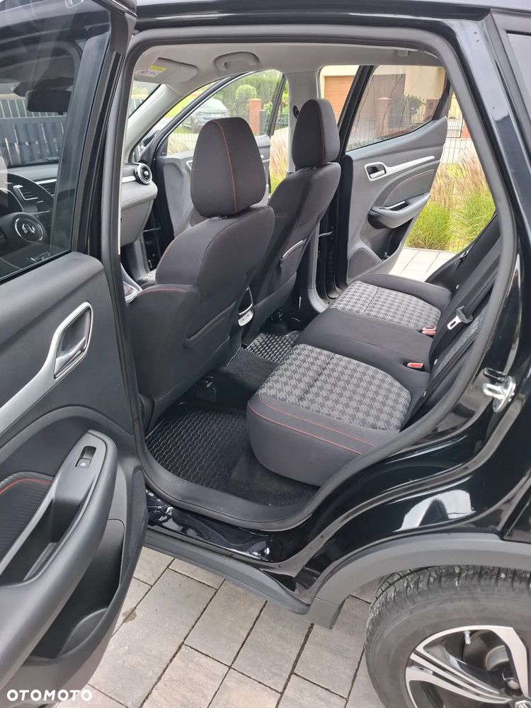MG ZS - 9