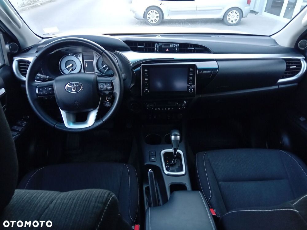 Toyota Hilux - 14