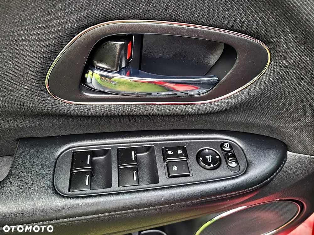 Honda HR-V 1.5 i-VTEC CVT Executive - 22