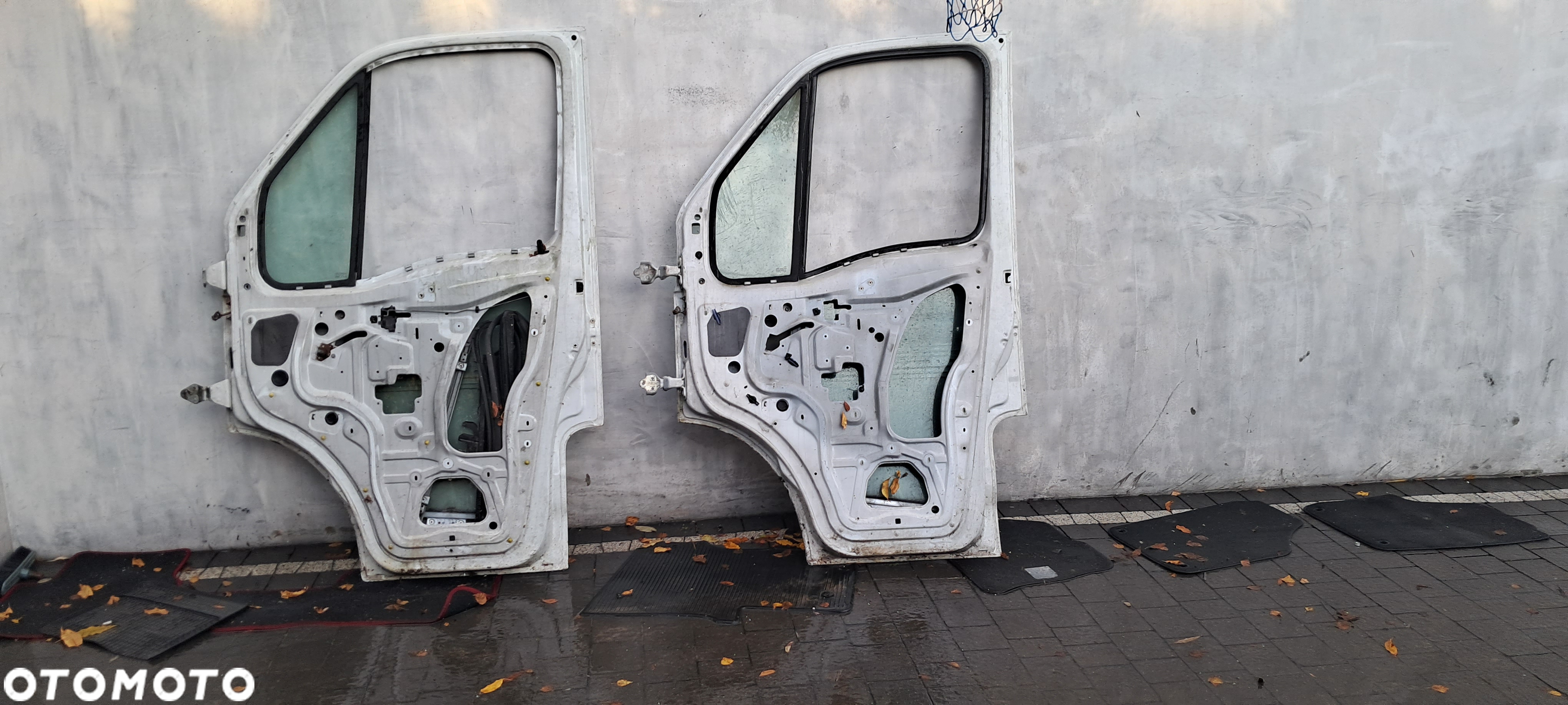 DRZWI PRAWE I LEWE RENAULT MASTER 2 - 5