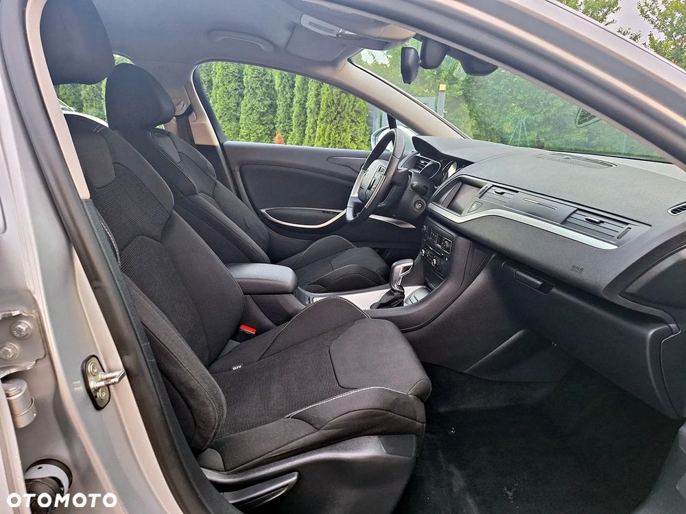 Citroën C5 2.0 16V Confort - 21