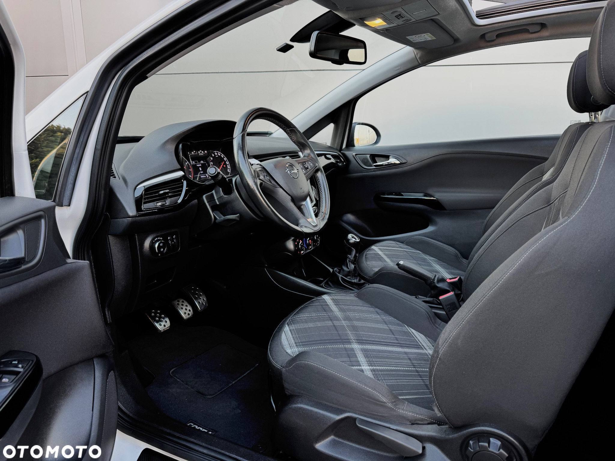 Opel Corsa 1.4 Turbo Start/Stop GSi - 30