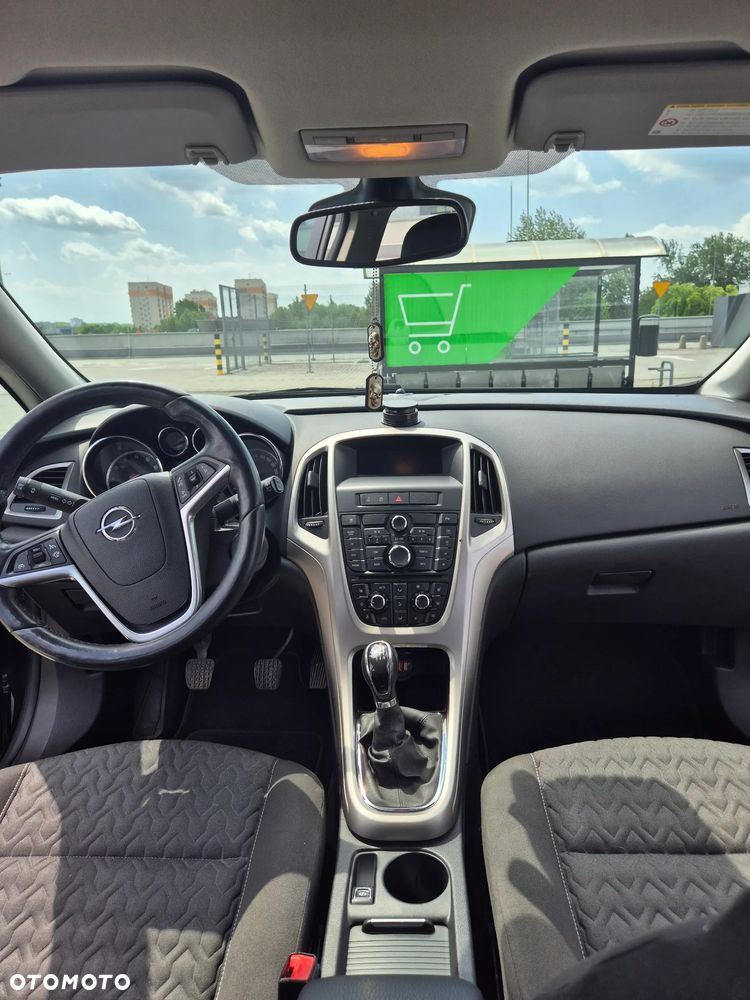 Opel Astra 1.4 T Active - 11