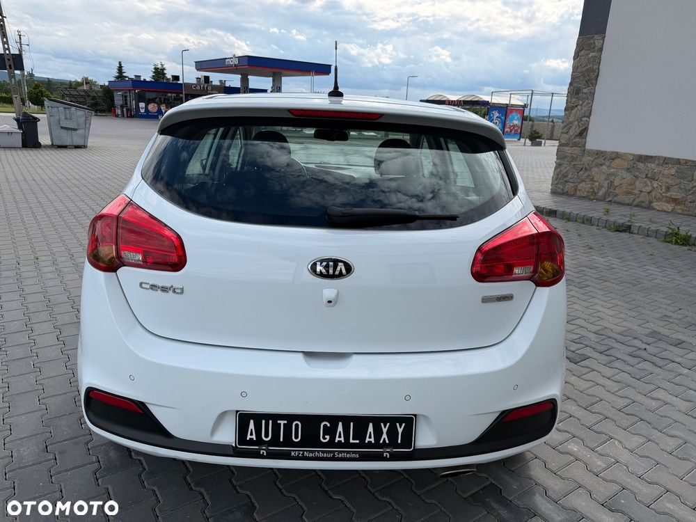 Kia Ceed - 14