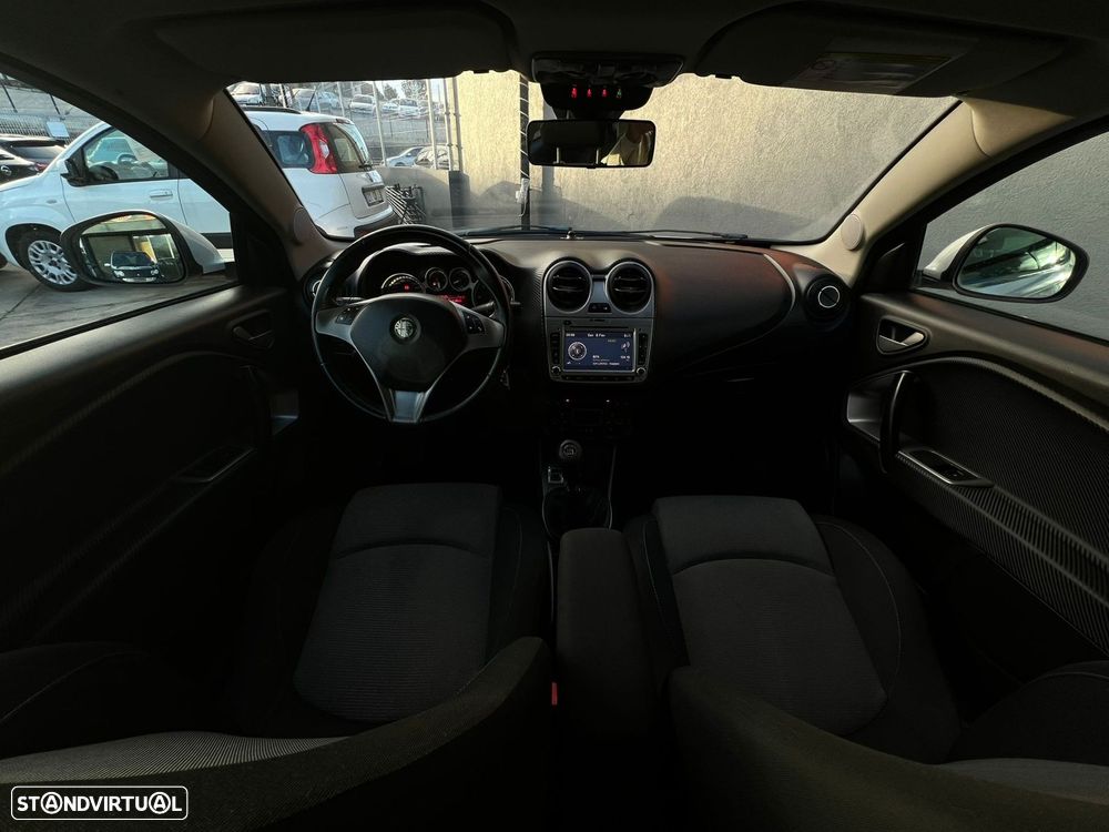 Alfa Romeo MiTo 1.3 JTD Distinctive S&S - 19
