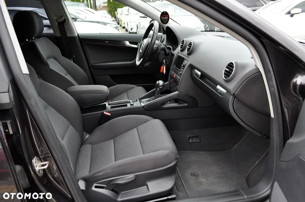 Audi A3 Sportback 2.0 TFSI (DSG) S tronic Ambition - 33