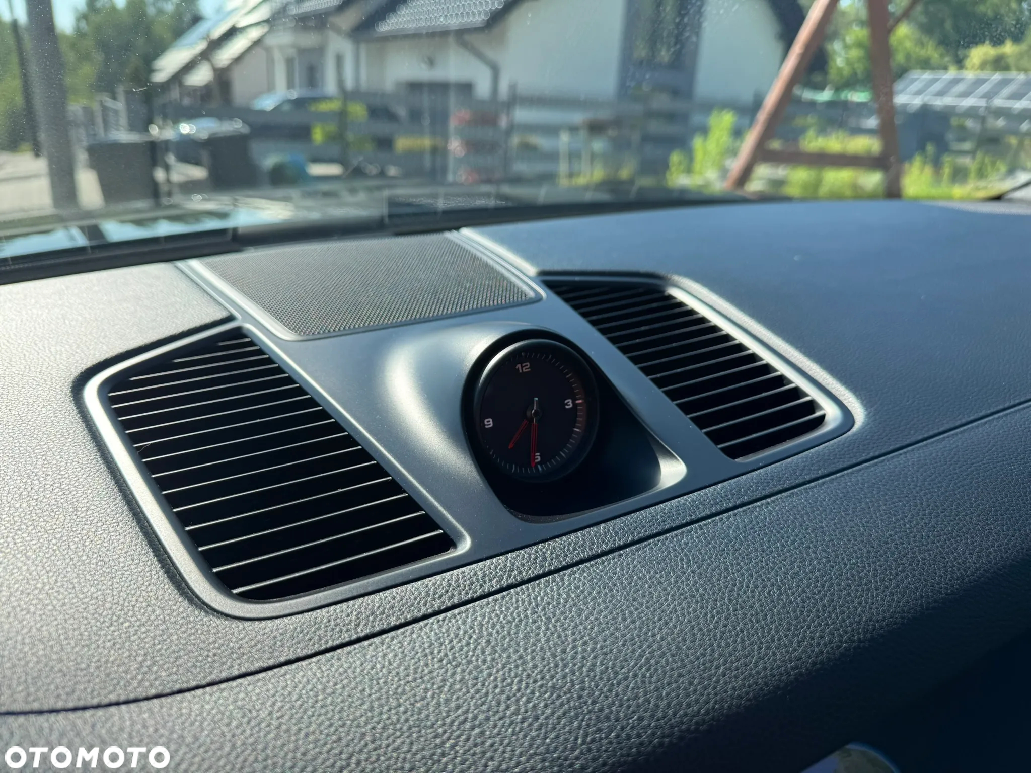 Porsche Cayenne - 34