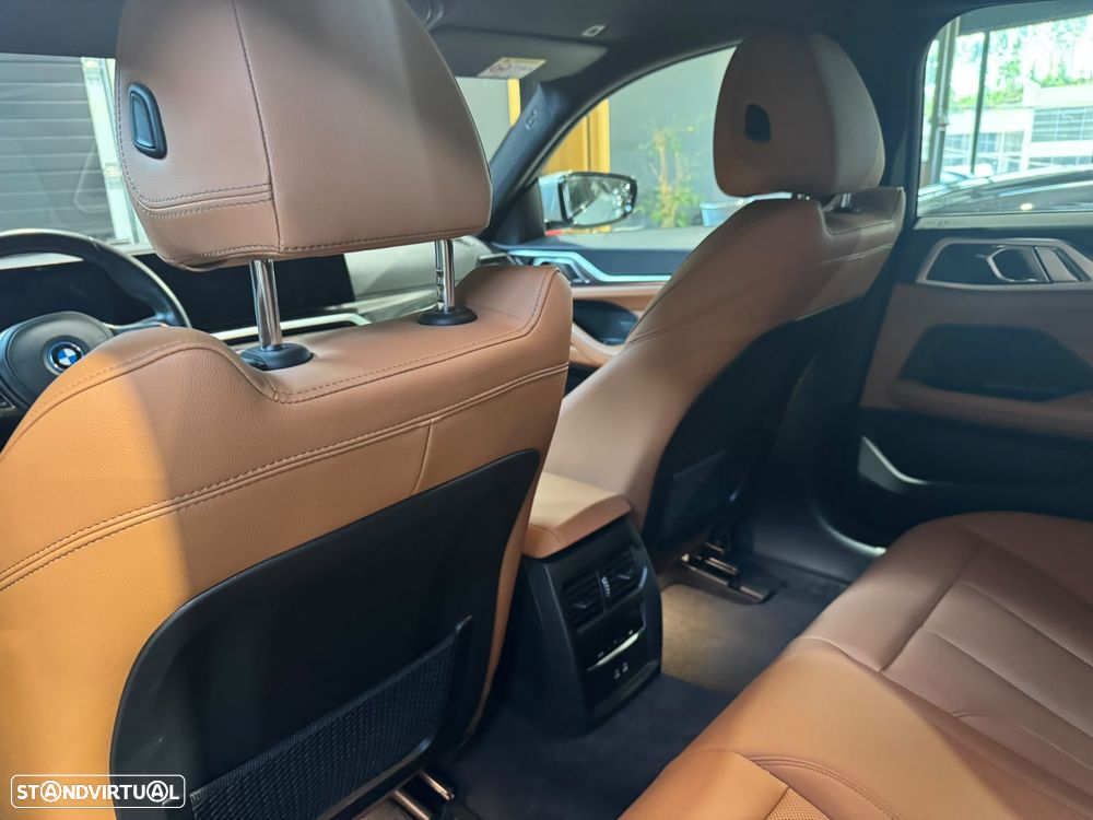 BMW i4 eDrive35 Pack Desportivo M Pro - 25