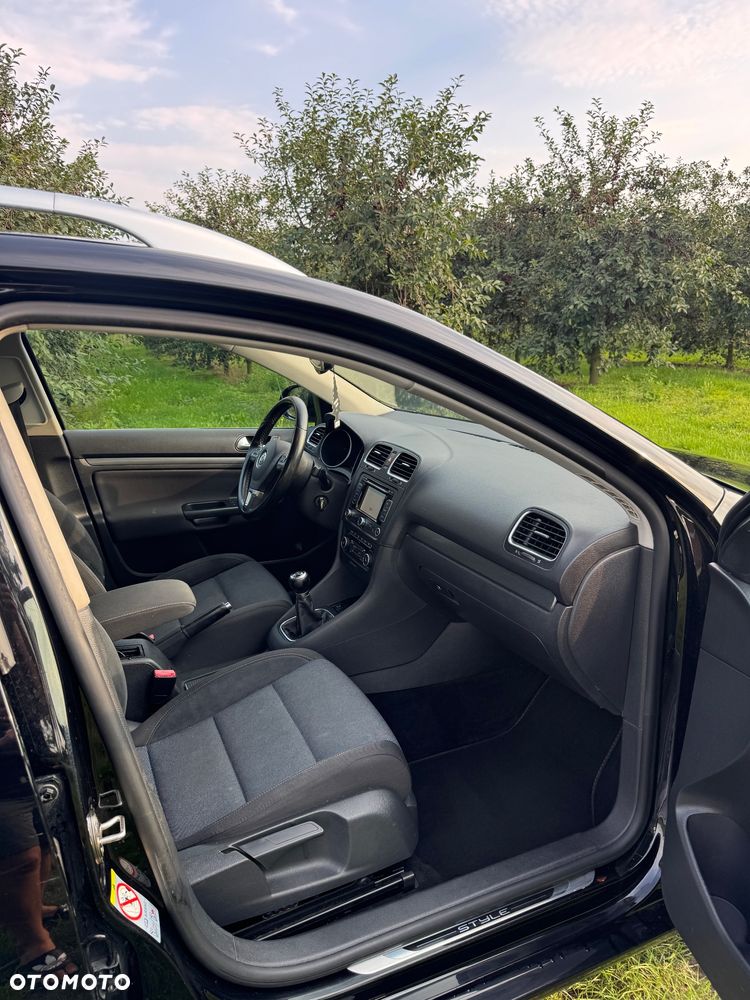 Volkswagen Golf - 9