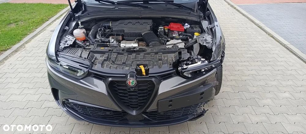 Alfa Romeo Tonale 1.5 T4 GSE mHEV Edizione Speciale DCT - 9