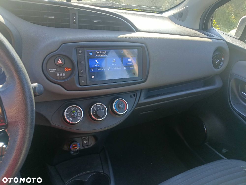 Toyota Yaris - 6