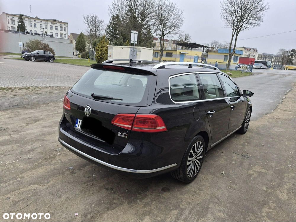 Volkswagen Passat 2.0 TDI Comfortline DSG - 12