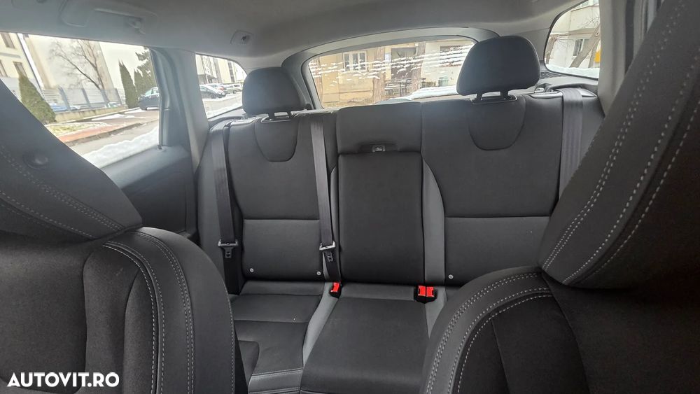 Volvo XC 60 D4 Geartronic Momentum - 20