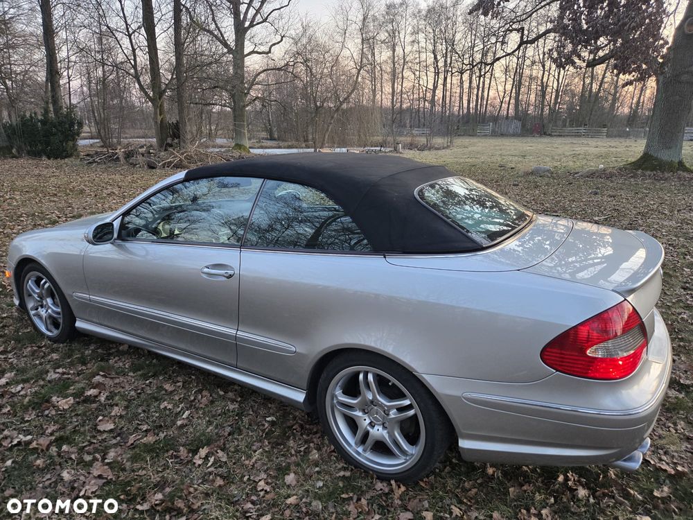 Mercedes-Benz CLK - 9