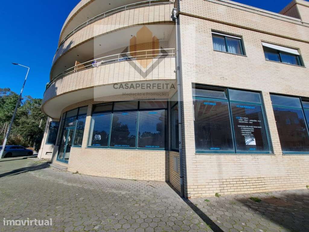 Fabulosa Loja Comercial com 607 m2 - a 500 metros da Praia da Madalena - Grande imagem: 2/21