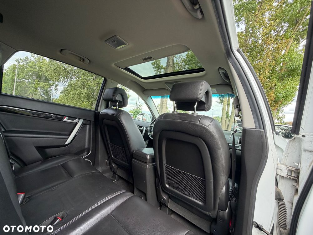 Chevrolet Captiva 2.2 d LTZ - 13