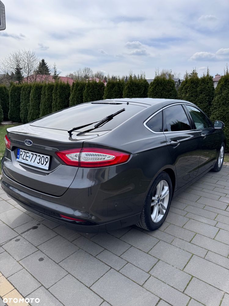 Ford Mondeo 2.0 TDCi Titanium - 4