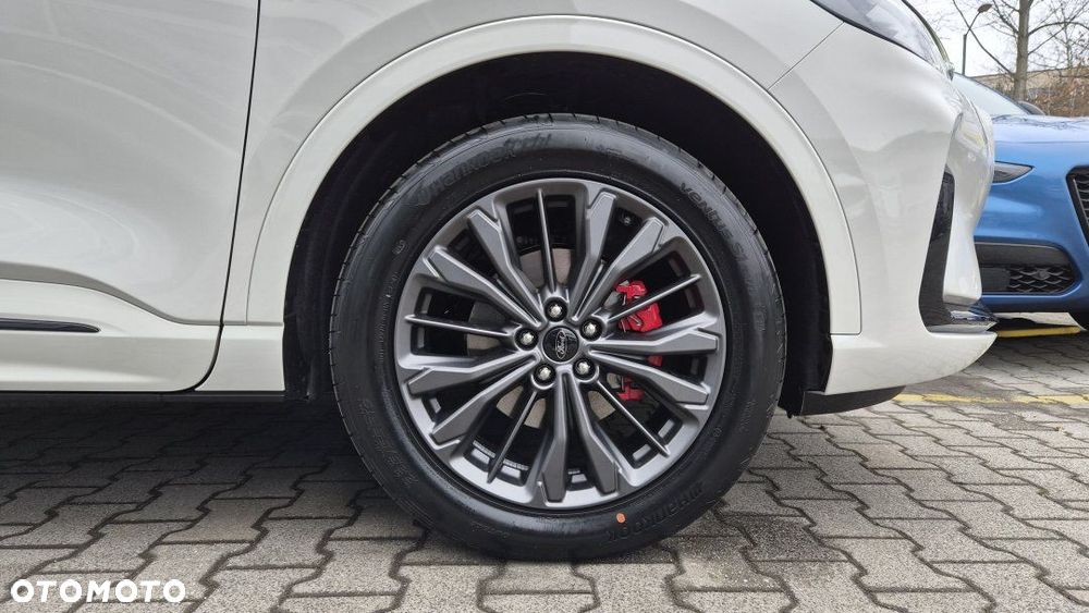 Ford Kuga - 9