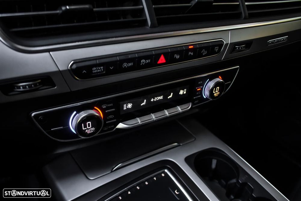 Audi Q7 3.0 TDI quattro tiptronic - 20