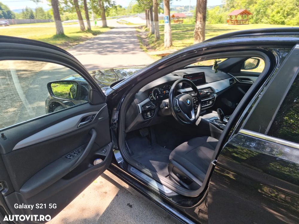 BMW Seria 5 520d Aut. - 10