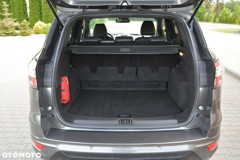 Ford Kuga 2.0 TDCi 4x4 ST-Line - 30