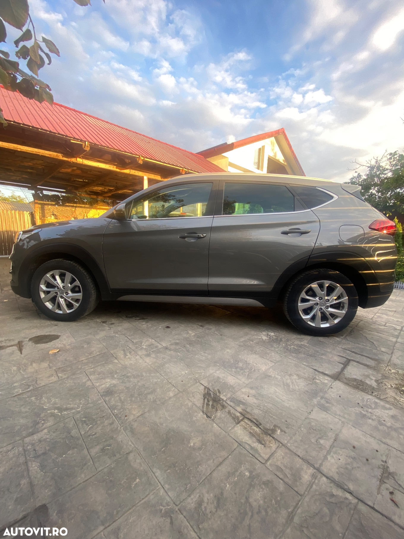 Hyundai Tucson - 13