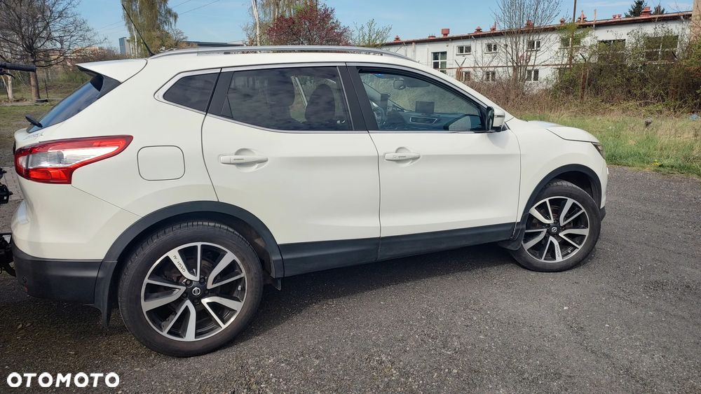 Nissan Qashqai 1.6 DIG-T Tekna - 1